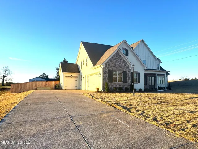 $682,500 | 2035 Livingston Way, Hernando, MS 38632