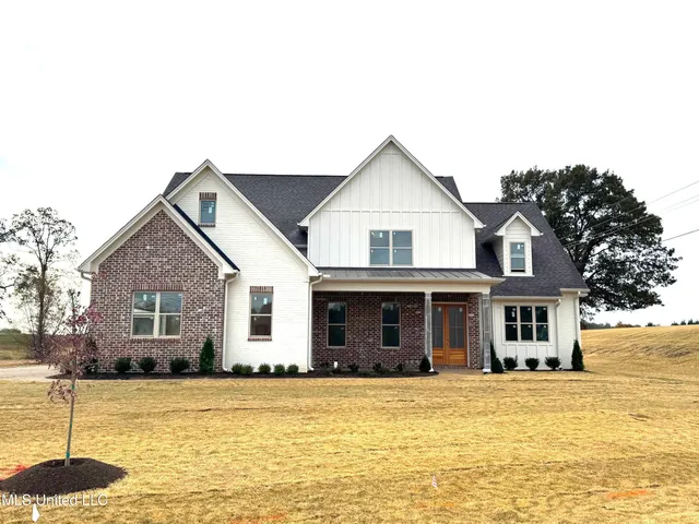 $682,500 | 2035 Livingston Way, Hernando, MS 38632