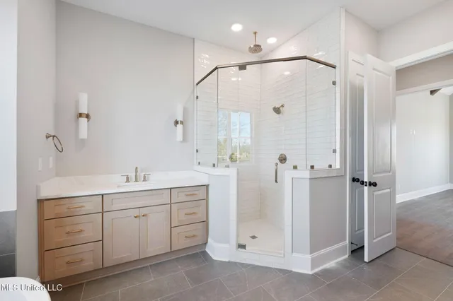 $682,500 | 2035 Livingston Way, Hernando, MS 38632