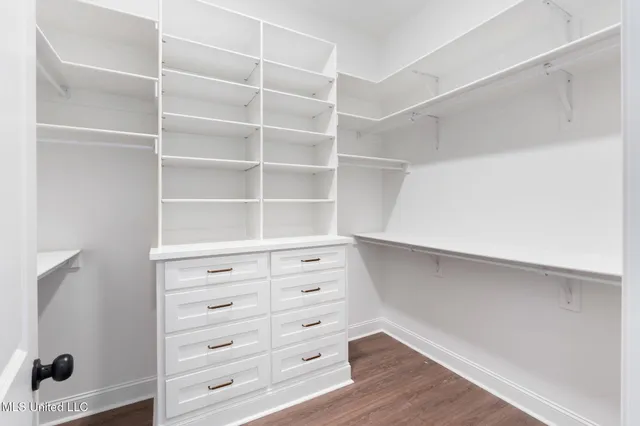 $682,500 | 2035 Livingston Way, Hernando, MS 38632