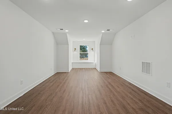 $682,500 | 2035 Livingston Way, Hernando, MS 38632