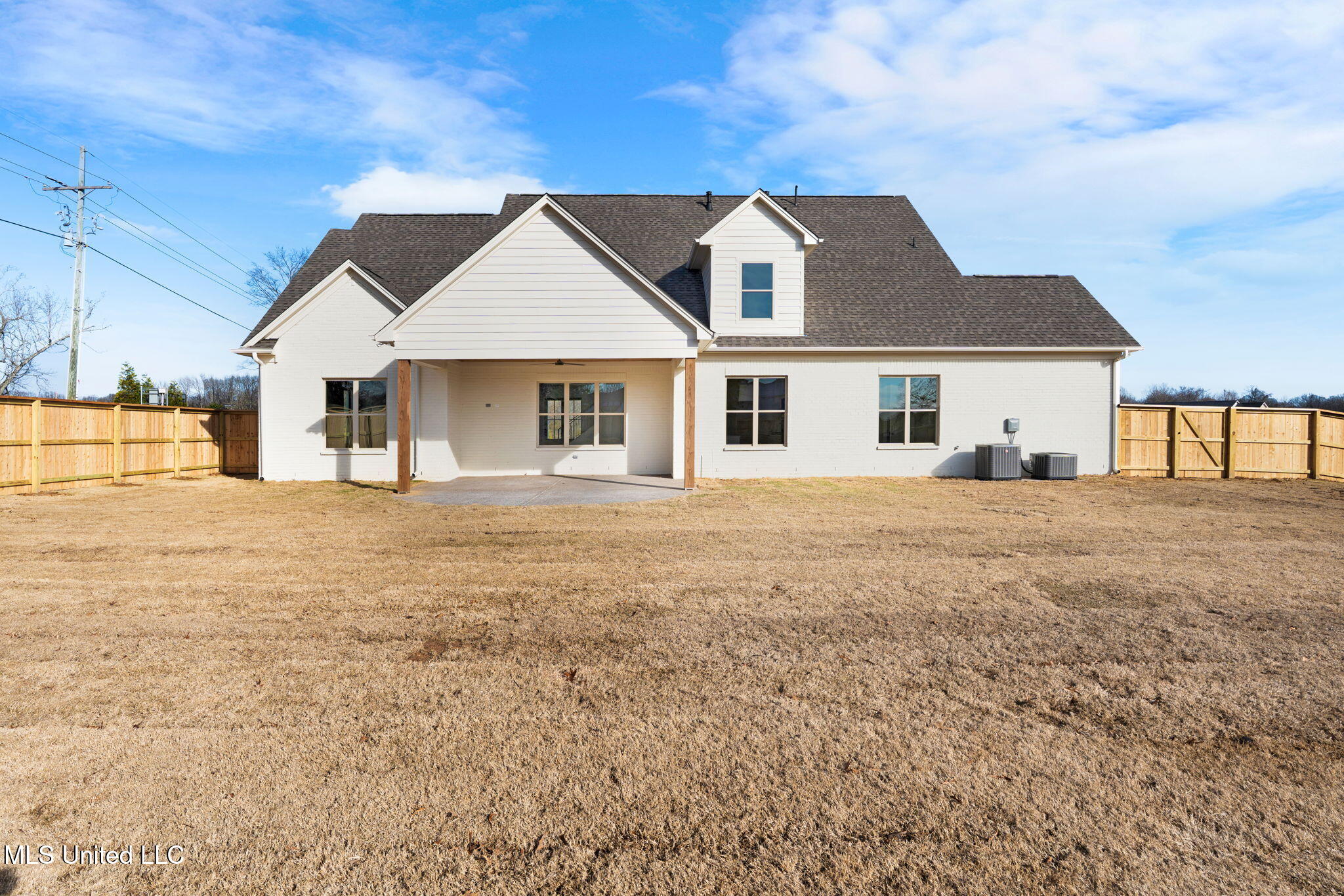 2035 Livingston Way Hernando, MS 38632 - Photo 38 of 43 Rear View of Home