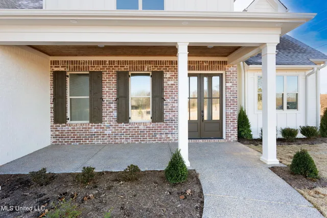 $682,500 | 2035 Livingston Way, Hernando, MS 38632