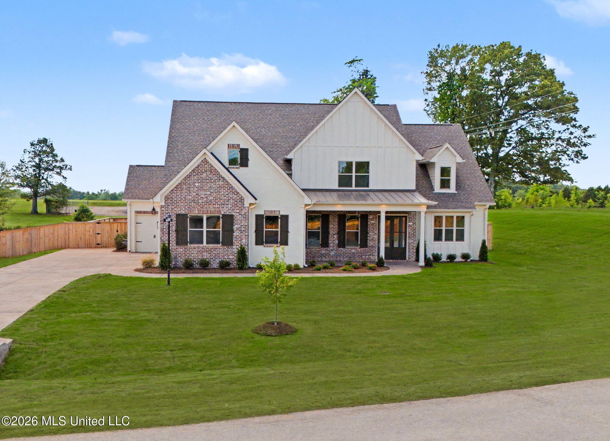 2035 Livingston Way Hernando, MS 38632 - Photo 43 of 43 Welcome Home