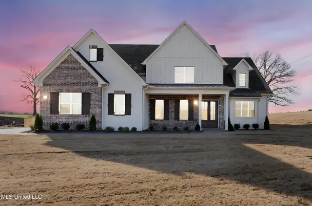 $682,500 | 2035 Livingston Way, Hernando, MS 38632