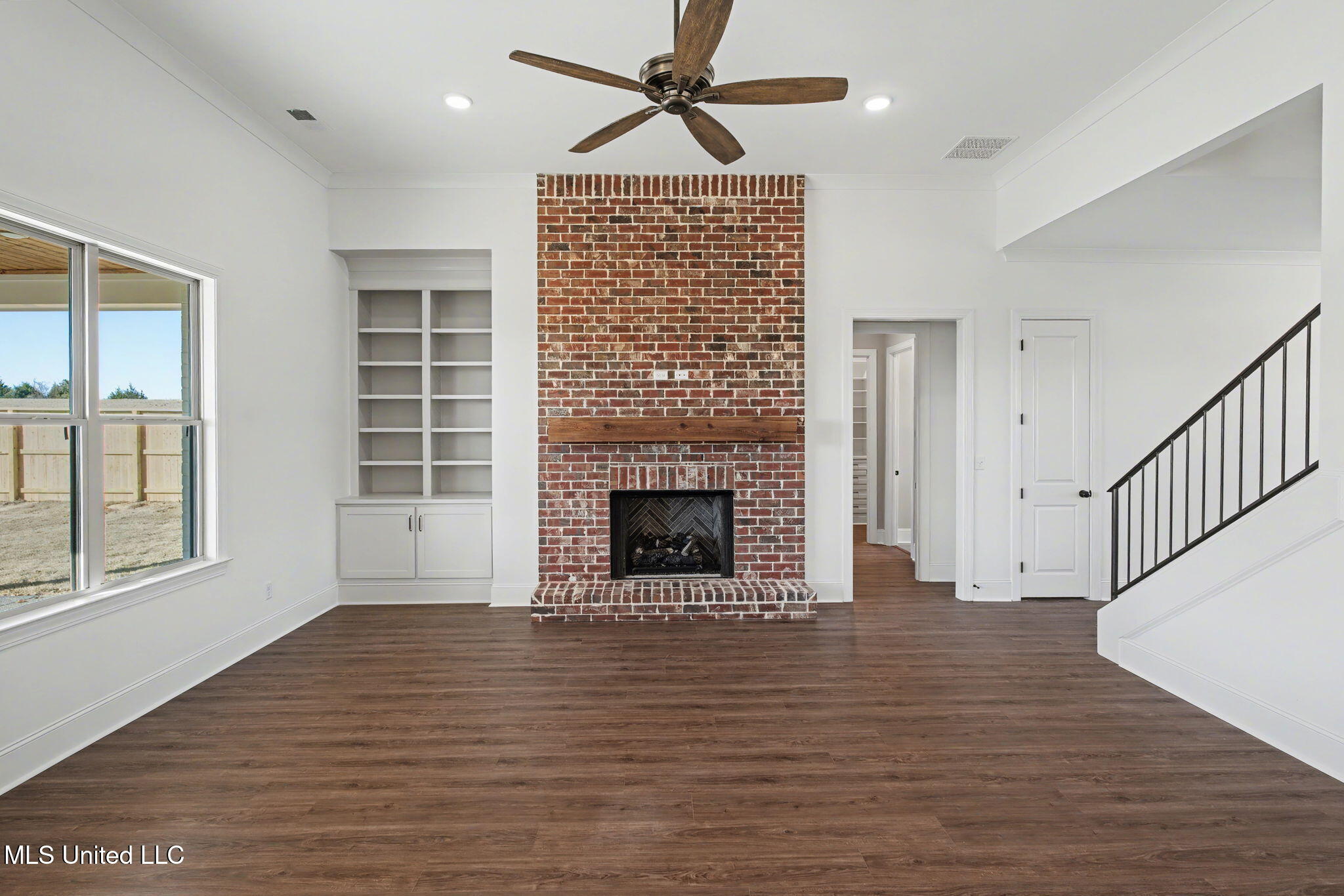 2035 Livingston Way Hernando, MS 38632 - Photo 7 of 43 Great Room c
