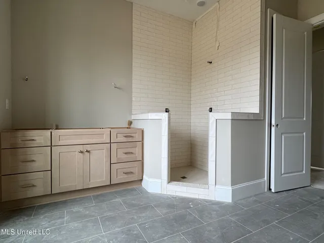 $682,500 | 2035 Livingston Way, Hernando, MS 38632