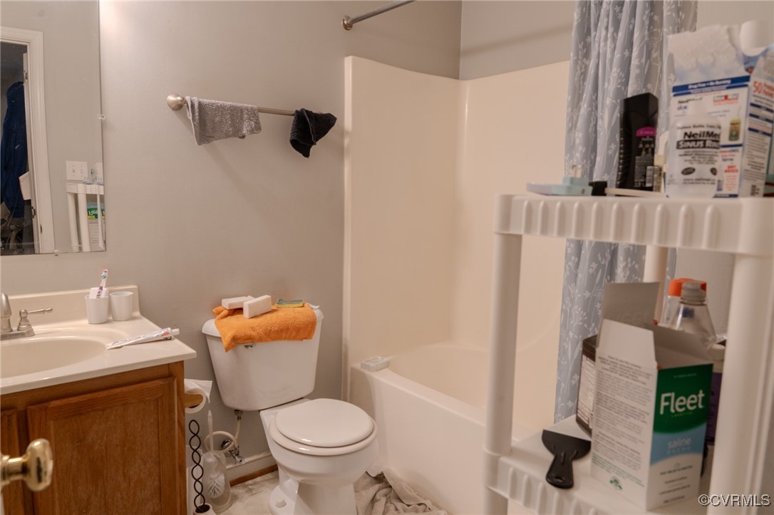6623 Carmel Road Henrico, VA 23228 - Photo 8 of 16 Full bathroom featuring shower / tub combination,
