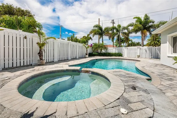 $4,500 | 2070 Northeast 65th Street, Fort Lauderdale, FL 33308