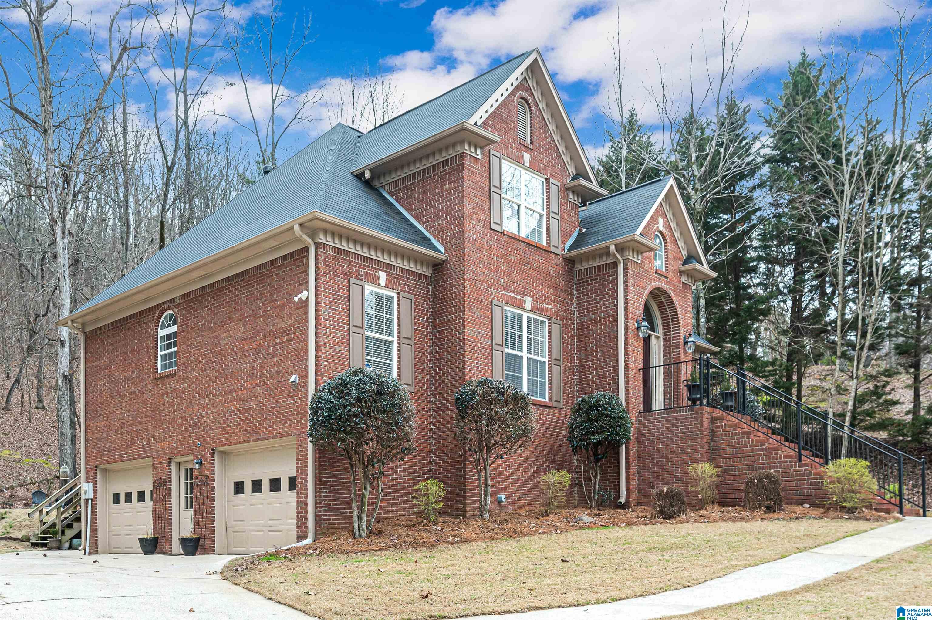 204 Silverleaf Drive Pelham, AL 35124 - Photo 2 of 53