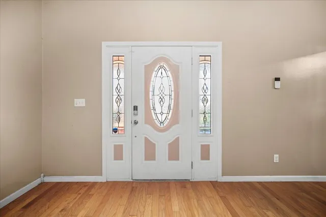 $290,000 | 555 West Barkley Street, Elloree, SC 29047