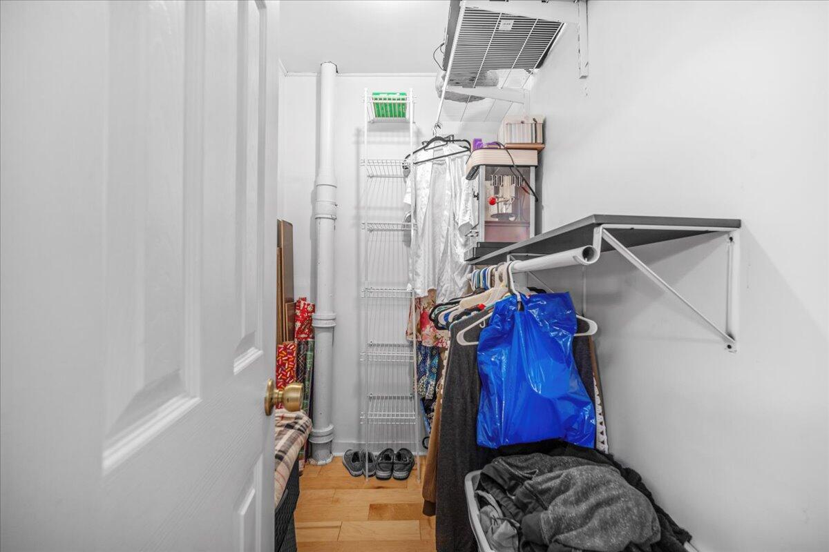 555 West Barkley Street Elloree, SC 29047 - Photo 21 of 44 21-555 W Barkley St-11