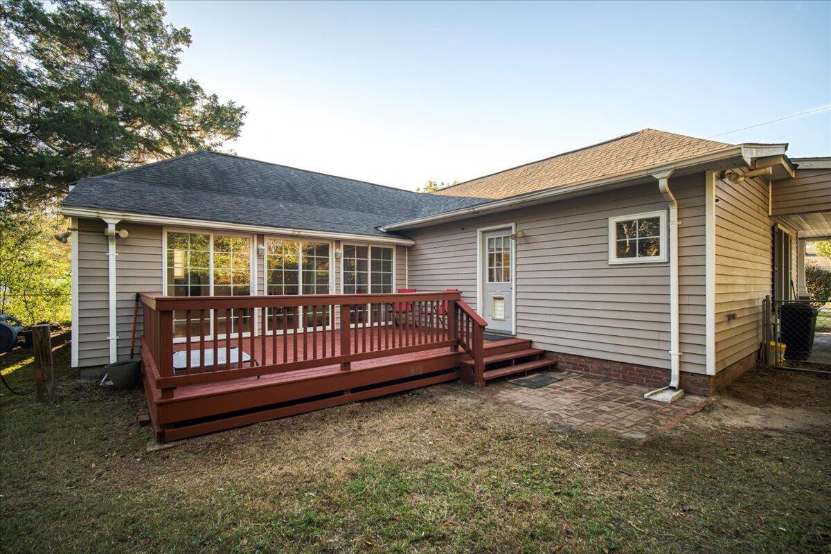 555 West Barkley Street Elloree, SC 29047 - Photo 39 of 44 39-555 W Barkley-5