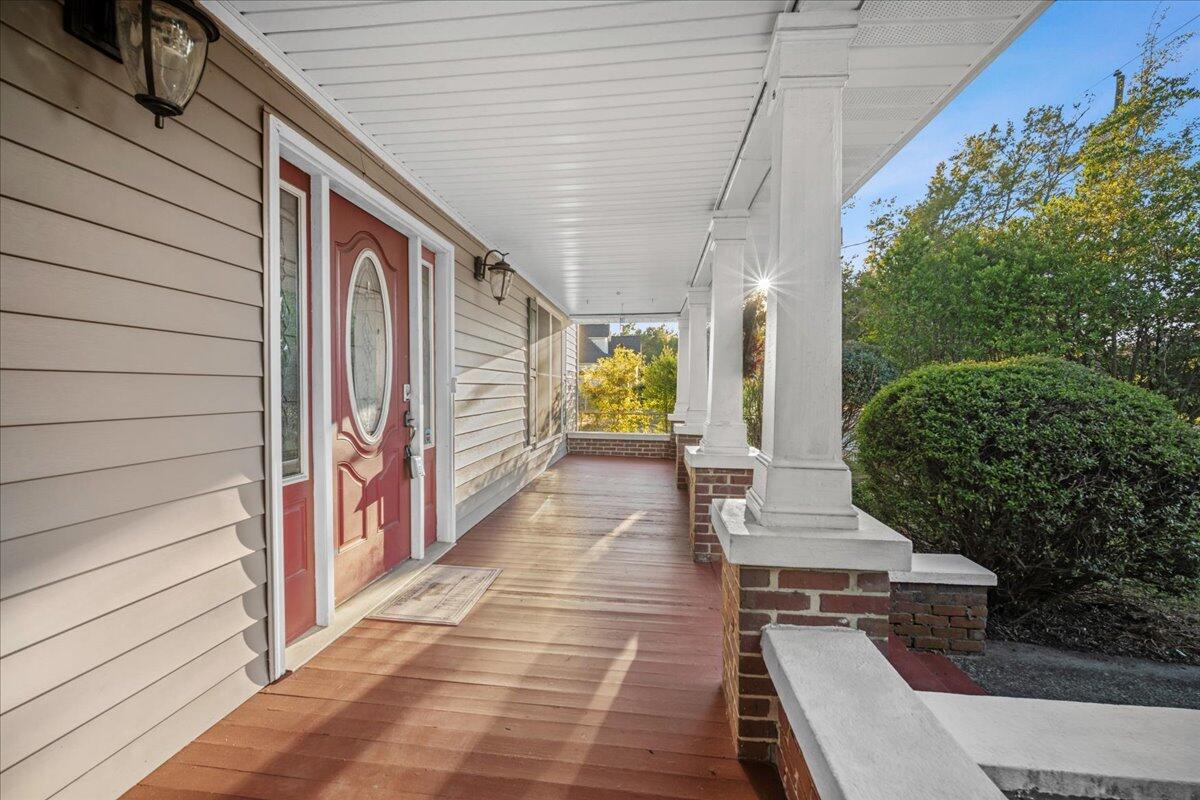 555 West Barkley Street Elloree, SC 29047 - Photo 6 of 44 06-555 W Barkley St-25