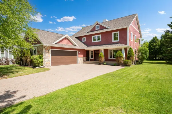 $924,900 | 1016 Fox Knoll Drive Southwest, Rochester, MN 55902