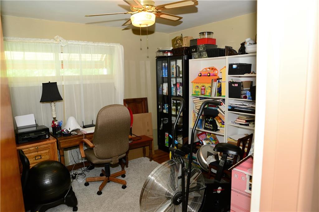 1245 Ridge Road Ambridge, PA 15003 - Photo 15 of 25 Gallery Image 15