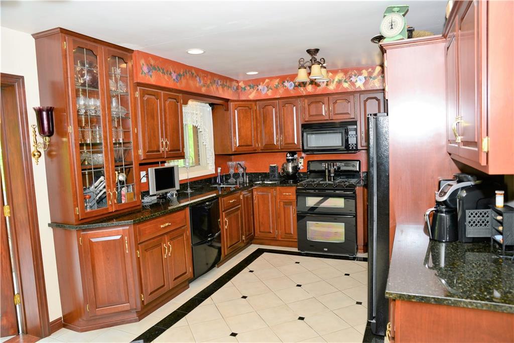 1245 Ridge Road Ambridge, PA 15003 - Photo 7 of 25 Gallery Image 7