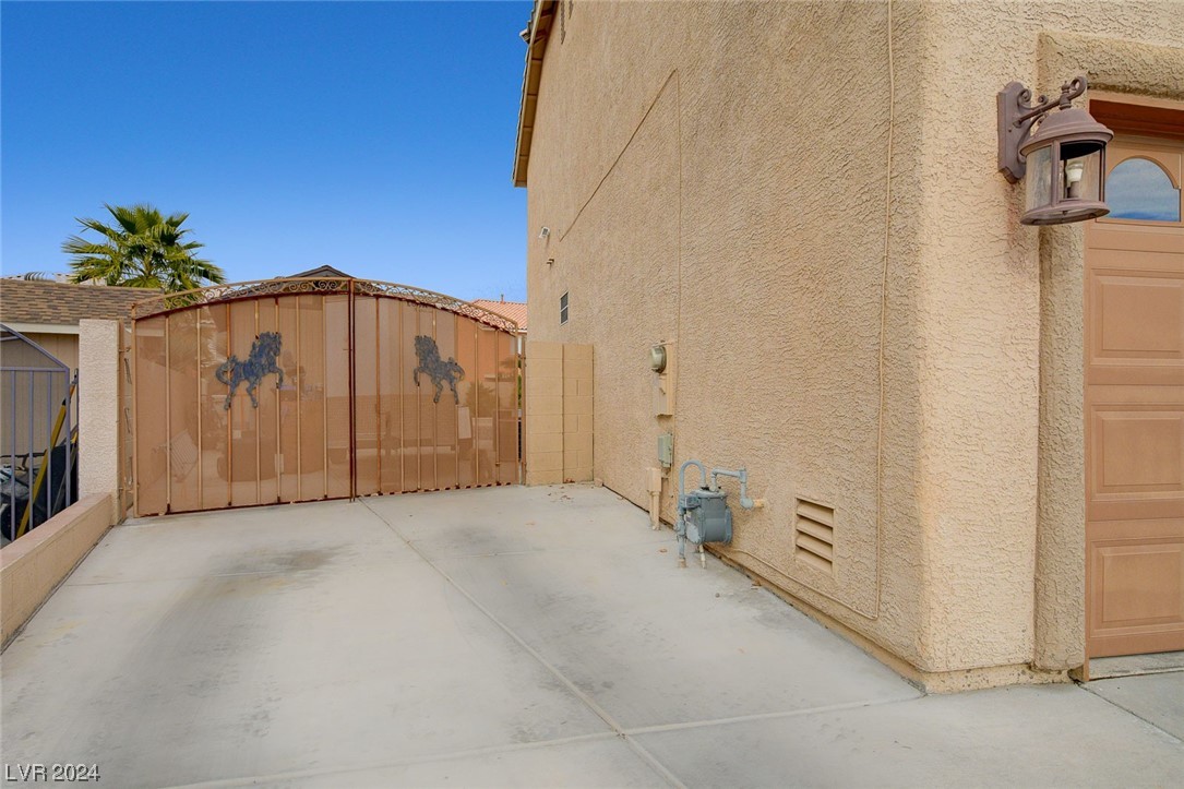 Undisclosed Address Las Vegas, NV 89142 - Photo 27 of 28 RV Entrance