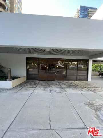 $3,275 | 600 West 9th Street, Unit 607, Los Angeles, CA 90015