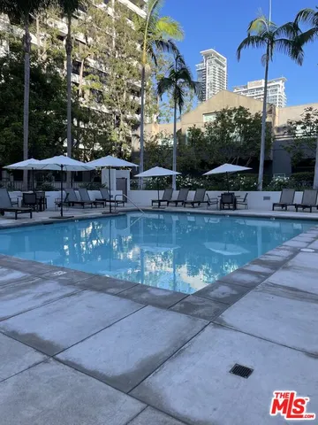 $3,275 | 600 West 9th Street, Unit 607, Los Angeles, CA 90015