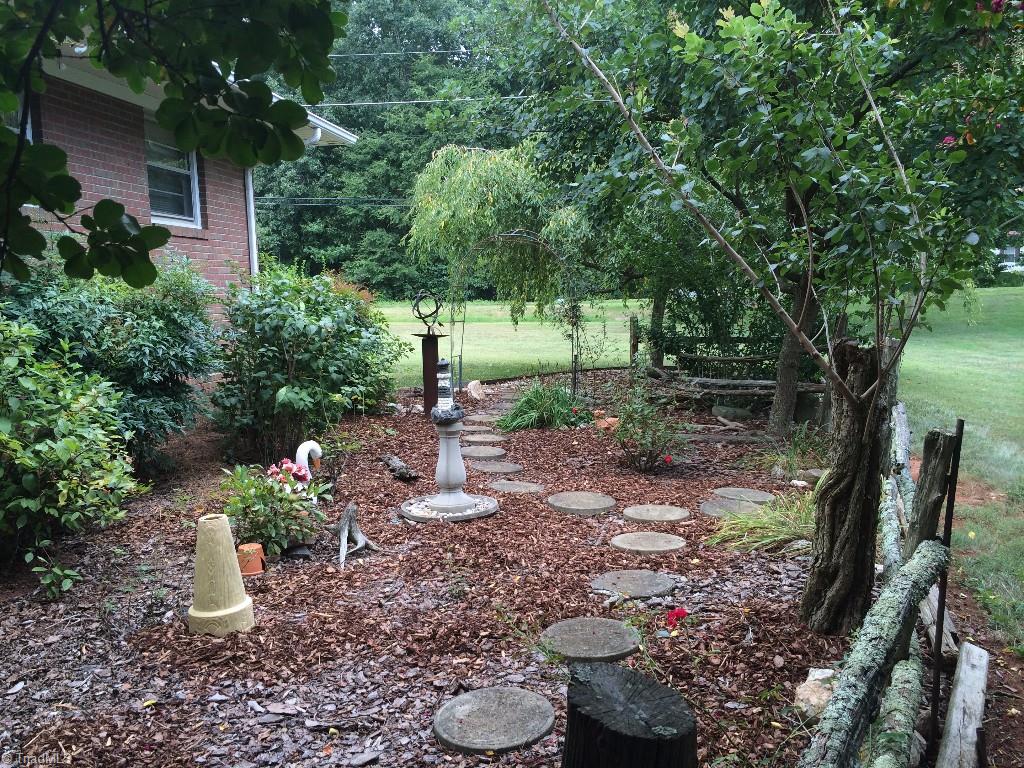 4839 Edgar Road Sophia, NC 27350 - Photo 3 of 30 Gallery Image 3