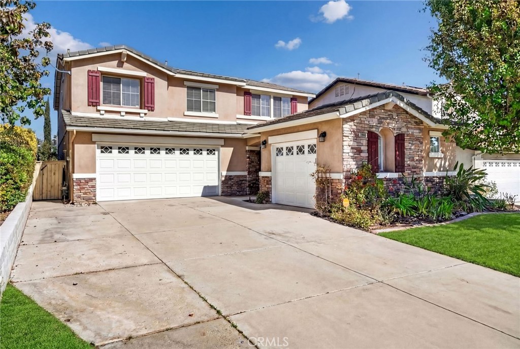33650 Abbey Road Temecula, CA 92592 - Photo 7 of 61 Green grass