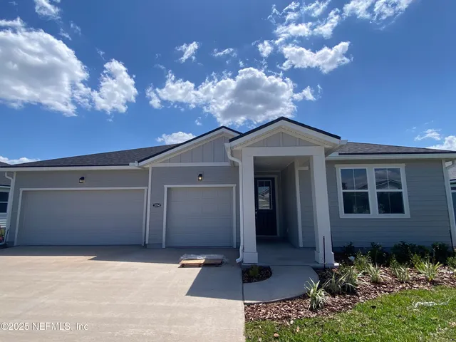 $429,500 | 3254 Lago Vista Drive, Green Cove Springs, FL 32043