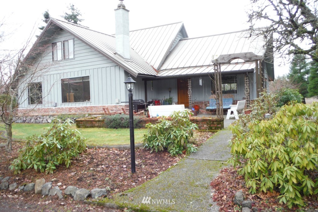 263 Oxenford Road Port Angeles, WA 98363 - Photo 1 of 23 Gallery Image 1
