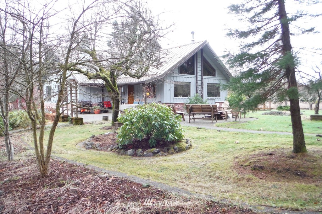 263 Oxenford Road Port Angeles, WA 98363 - Photo 2 of 23 Gallery Image 2