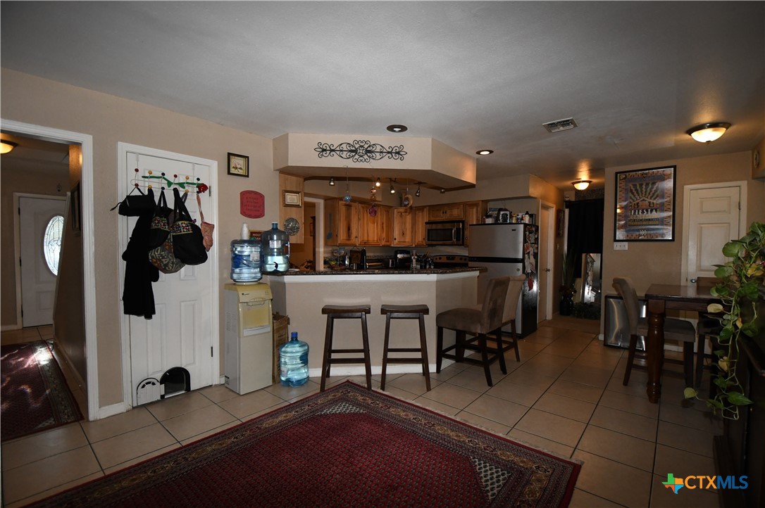 6019 Forest Ridge San Antonio, TX 78240 - Photo 4 of 25