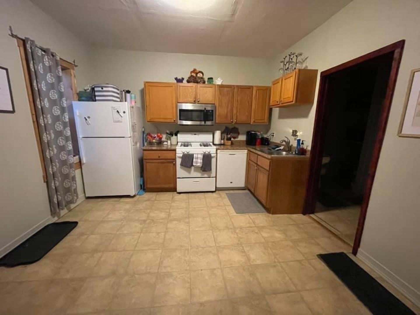 2257 Main Street Stevens Point, WI 54481 - Photo 4 of 19