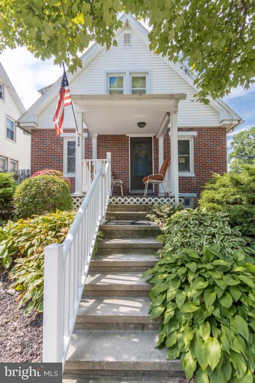 338 East Main Street Lititz, PA 17543 - Photo 3 of 37