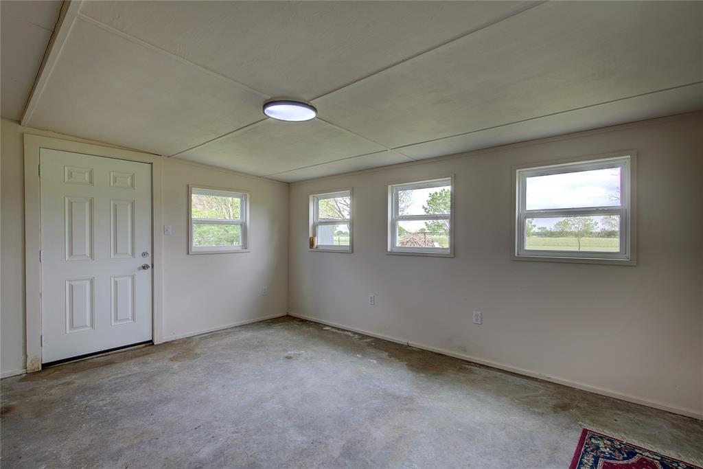 7007 Highway 50 Commerce, TX 75428 - Photo 27 of 40