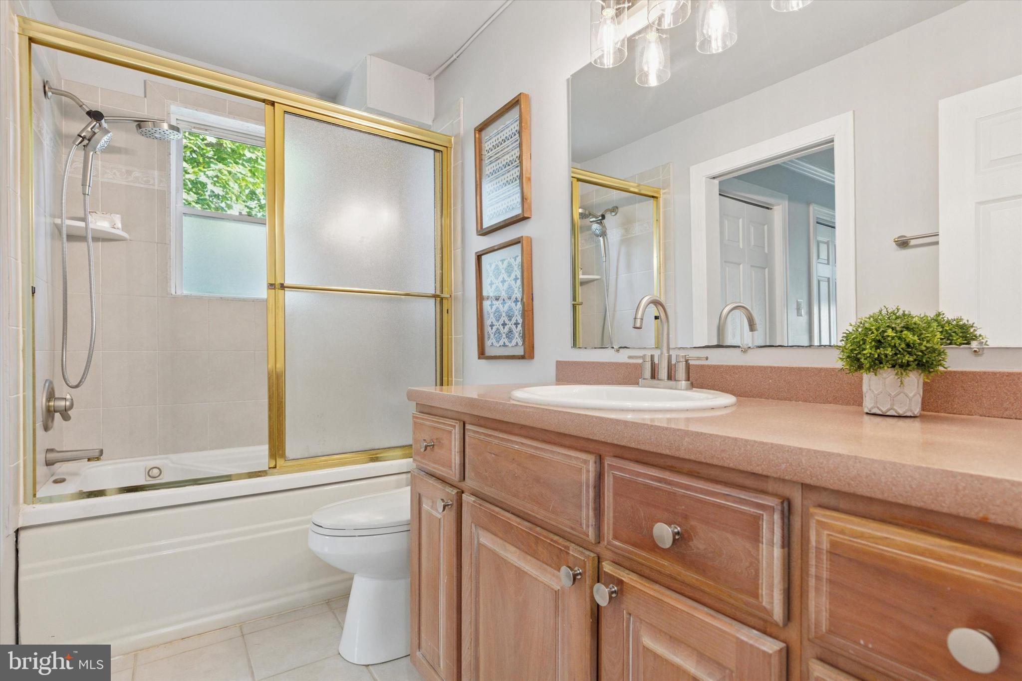 329 Clear Spring Road Lansdale, PA 19446 - Photo 14 of 34 Gallery Image 14