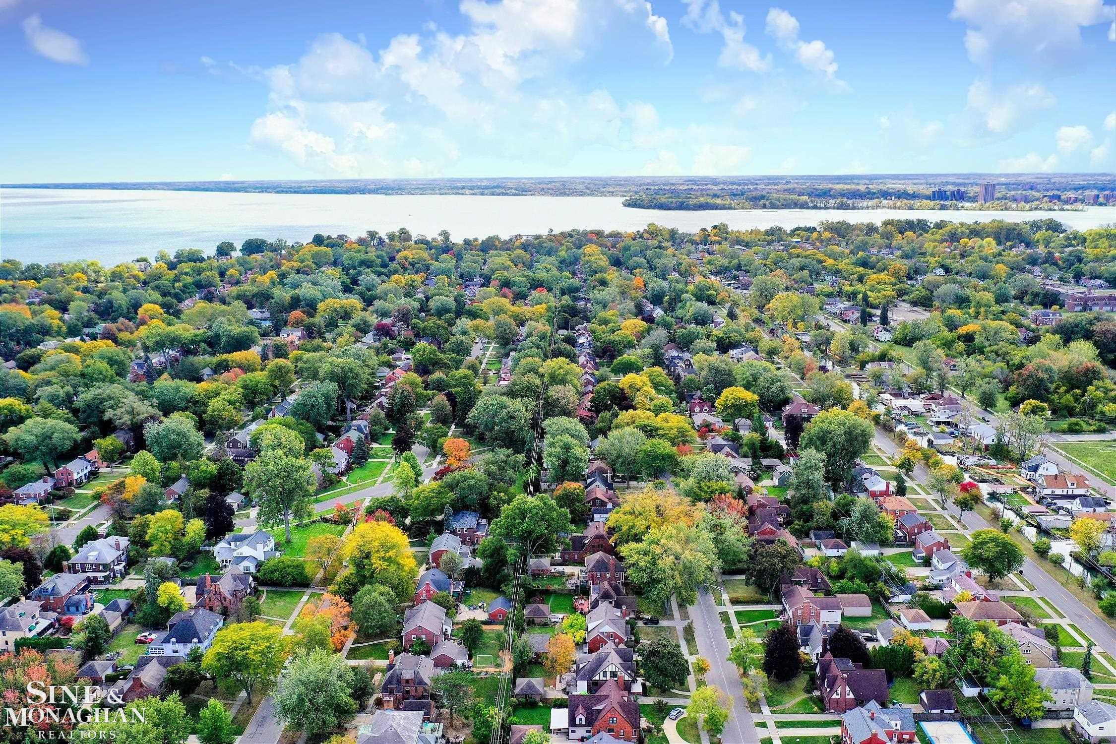 866 Barrington Road Grosse Pointe, MI 48230 - Photo 46 of 46 50105698-56.JPG