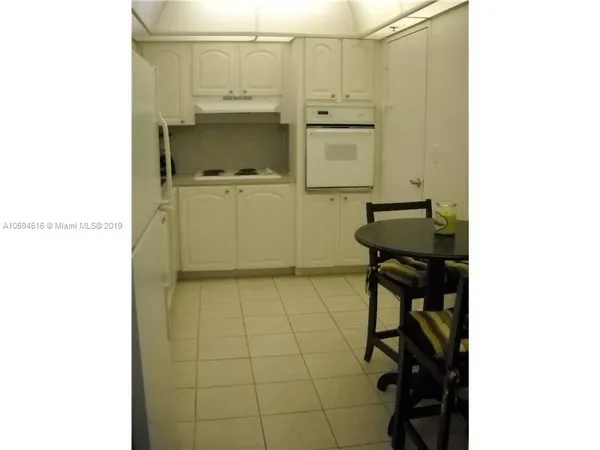 $3,500 | 3901 South Ocean Drive, Unit 8L, Hollywood, FL 33019