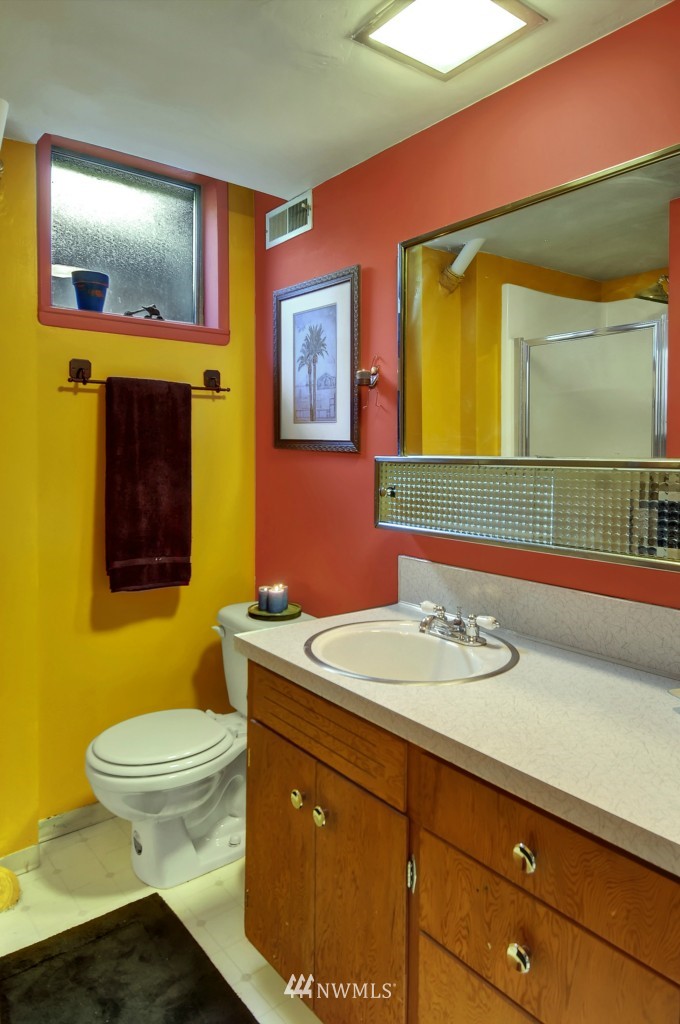 4931 Southwest Forney Street Seattle, WA 98116 - Photo 14 of 19 Gallery Image 14