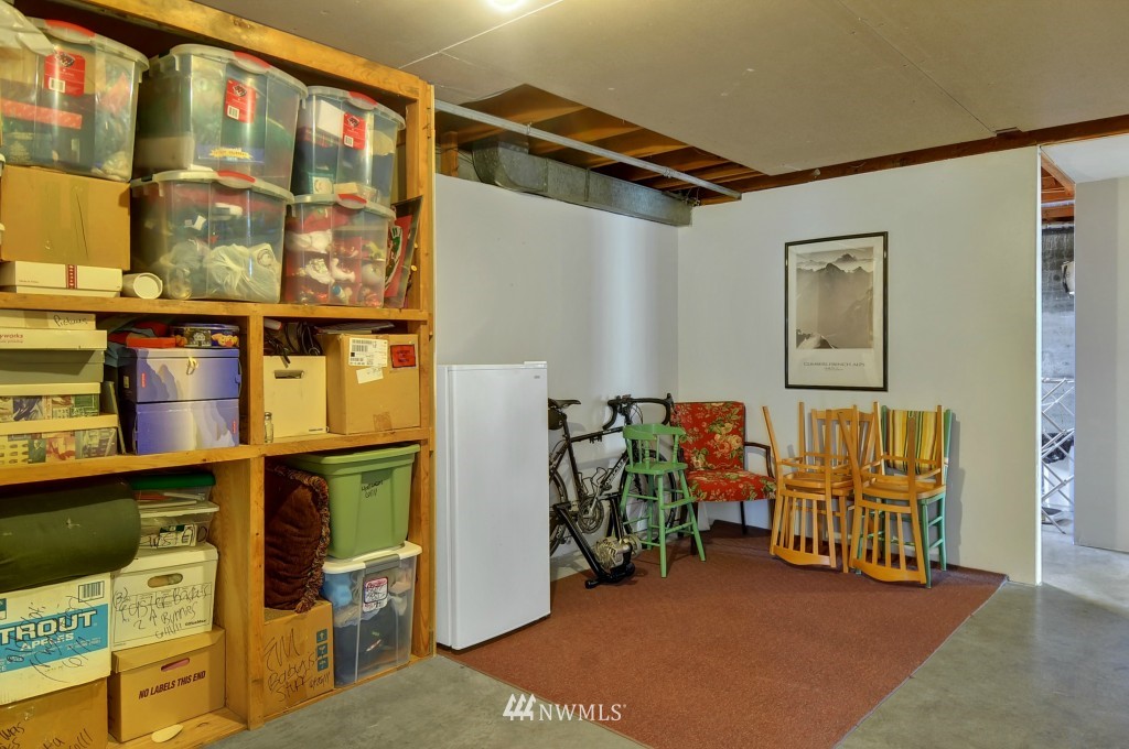 4931 Southwest Forney Street Seattle, WA 98116 - Photo 16 of 19 Gallery Image 16