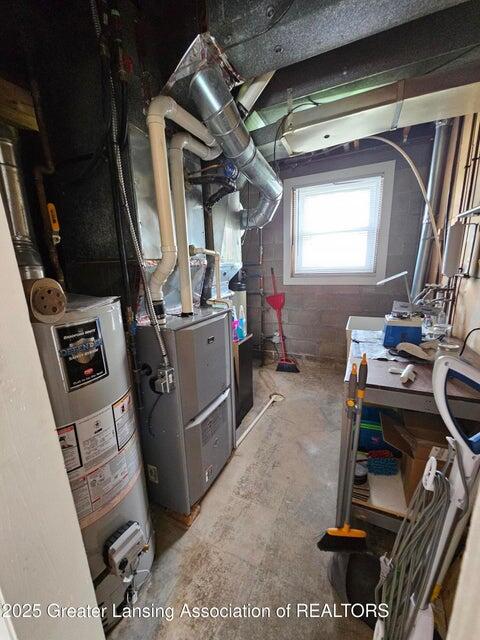 608 Edwards Street Grand Ledge, MI 48837 - Photo 21 of 29 Utility Room