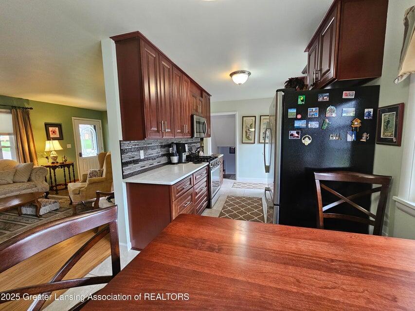 608 Edwards Street Grand Ledge, MI 48837 - Photo 6 of 29 Kitchen