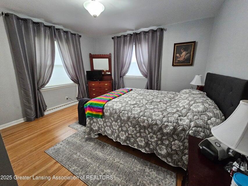 608 Edwards Street Grand Ledge, MI 48837 - Photo 10 of 29 Bedroom 1