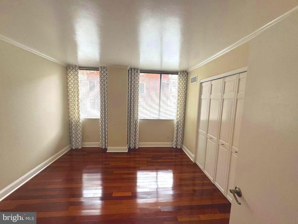 1245 13th Street Northwest, Unit 313 Washington, DC 20005 - Photo 12 of 33 Bright Natural light in BR