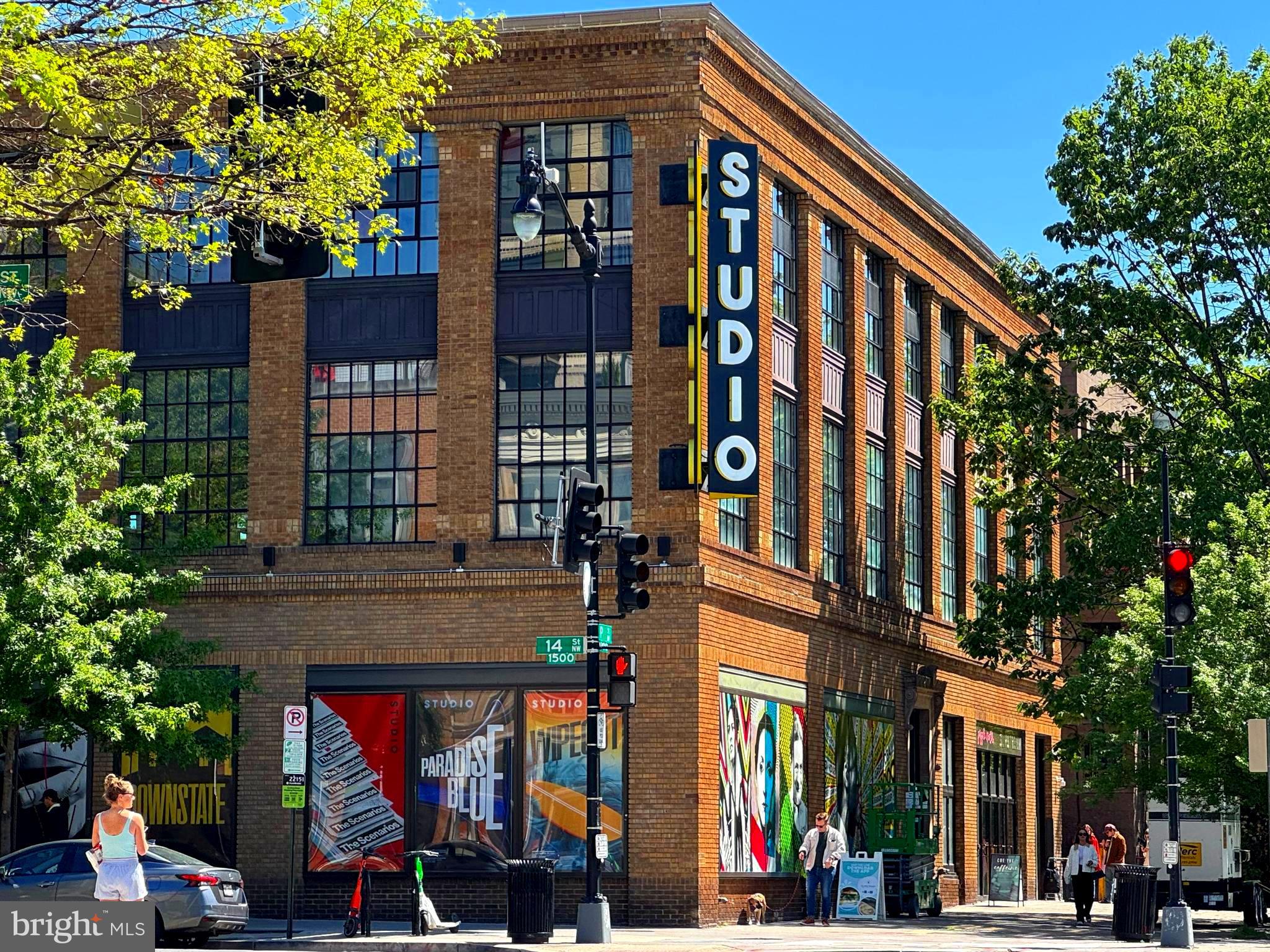 1245 13th Street Northwest, Unit 313 Washington, DC 20005 - Photo 31 of 33 Theatre Buffs Revel & Delight!