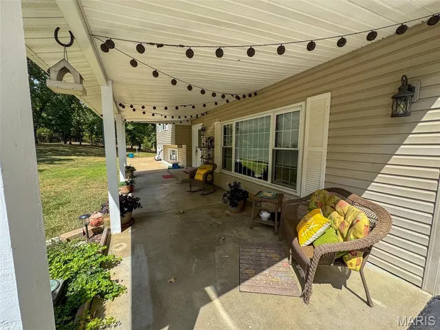 $620,000 | 2381 Rock N Horse S Drive, Festus, MO 63028