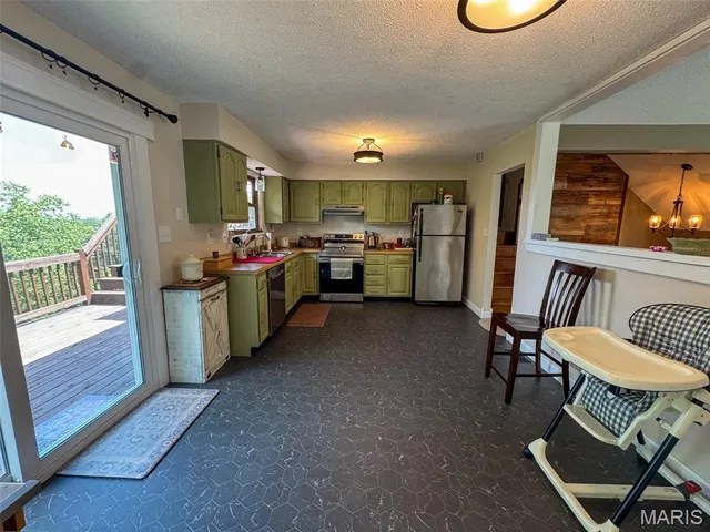 $620,000 | 2381 Rock N Horse S Drive, Festus, MO 63028