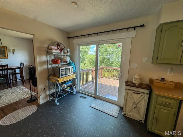 $620,000 | 2381 Rock N Horse S Drive, Festus, MO 63028