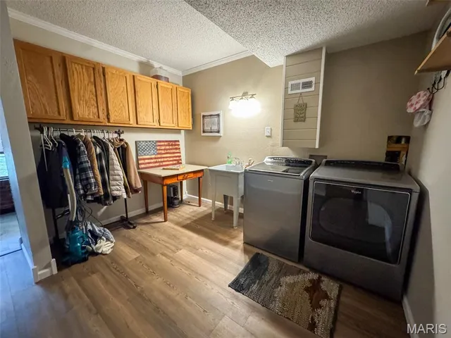 $620,000 | 2381 Rock N Horse S Drive, Festus, MO 63028