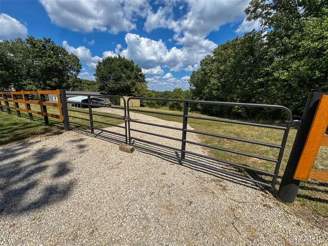 $620,000 | 2381 Rock N Horse S Drive, Festus, MO 63028