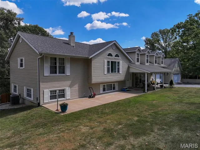 $620,000 | 2381 Rock N Horse S Drive, Festus, MO 63028