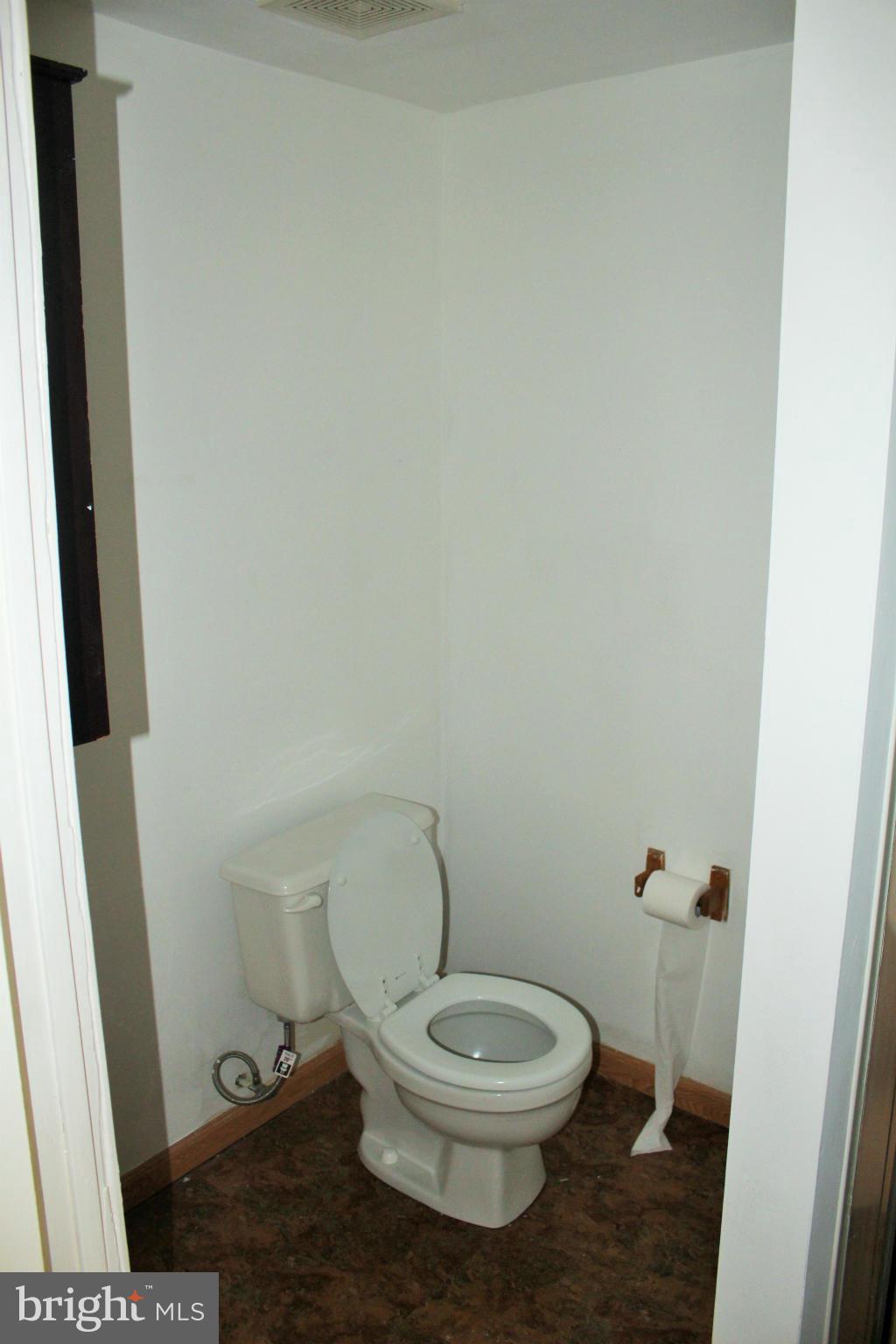 8310 Stillmeadow Road, Unit 1F Baltimore, MD 21236 - Photo 17 of 21 Bath